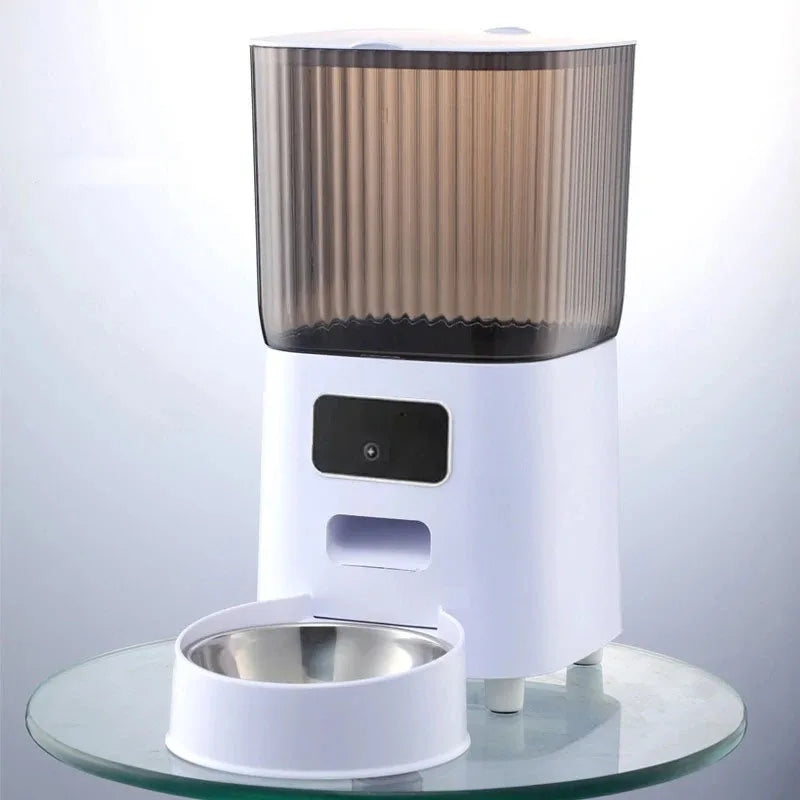 Smart Automatic Cat Feeder with Camera and Voice Recorder