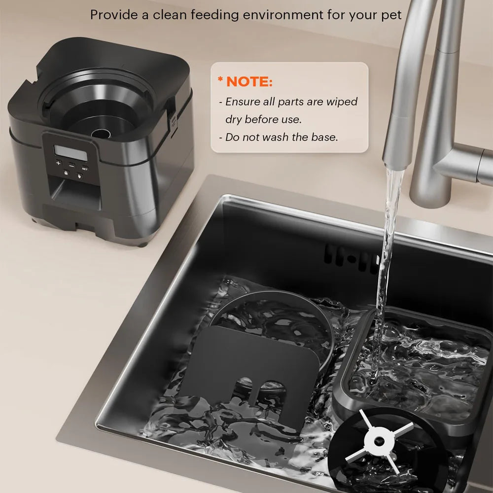 Slow Food Dispenser for Cat or Dog