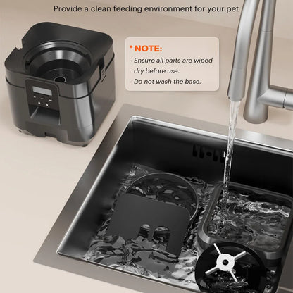 Slow Food Dispenser for Cat or Dog