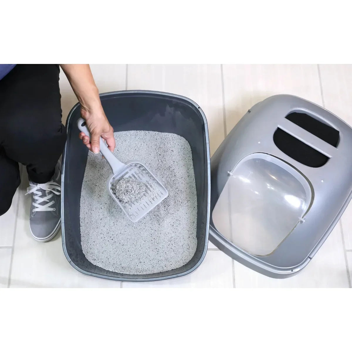 Hooded Cat Litter Box with Door